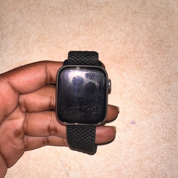 Apple Watch 44mm SE 2nd Gen